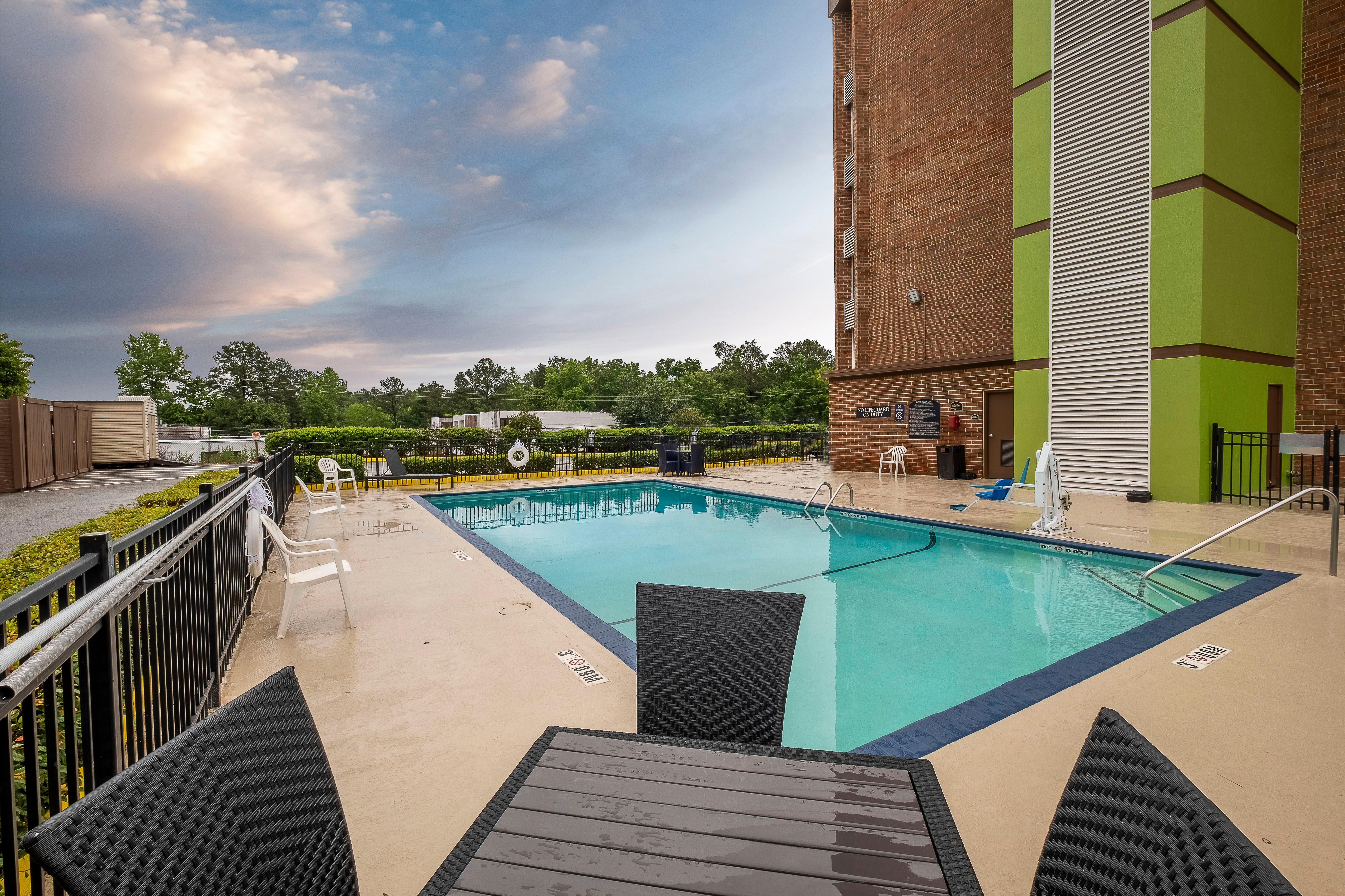 Red Roof Inn & Suites Macon Eksteriør bilde