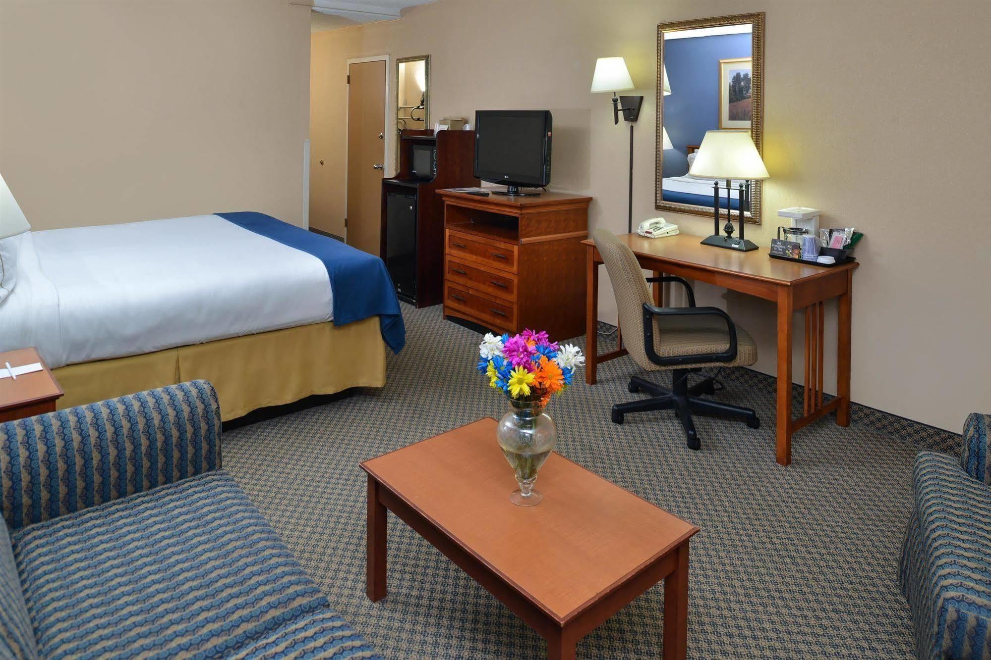Red Roof Inn & Suites Macon Eksteriør bilde