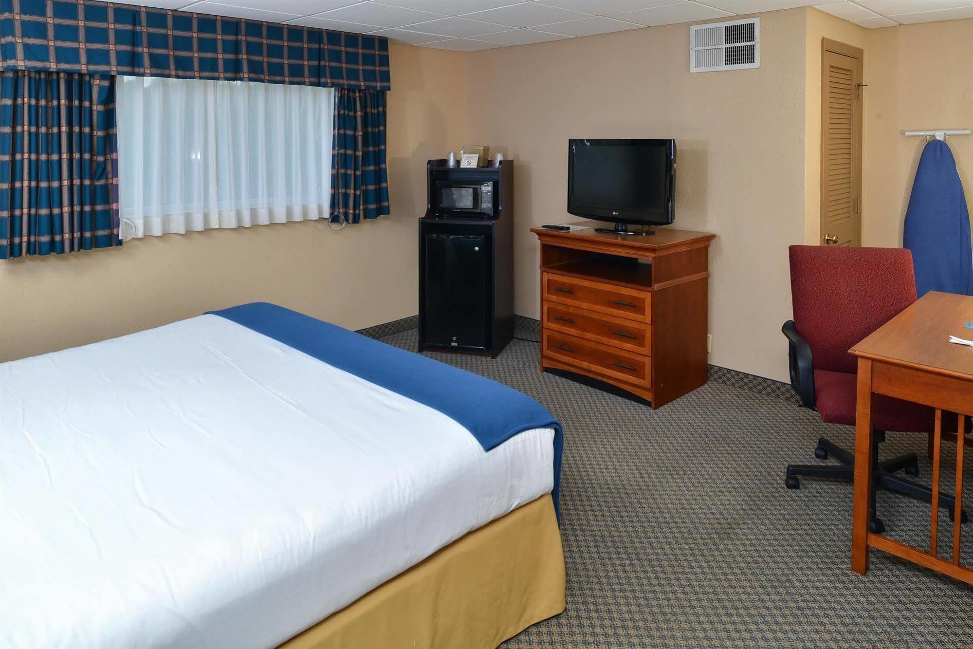 Red Roof Inn & Suites Macon Eksteriør bilde